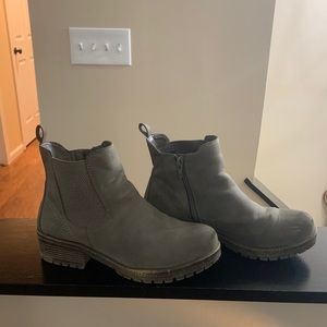 Maurices Anna Side Gore Ankle Bootie